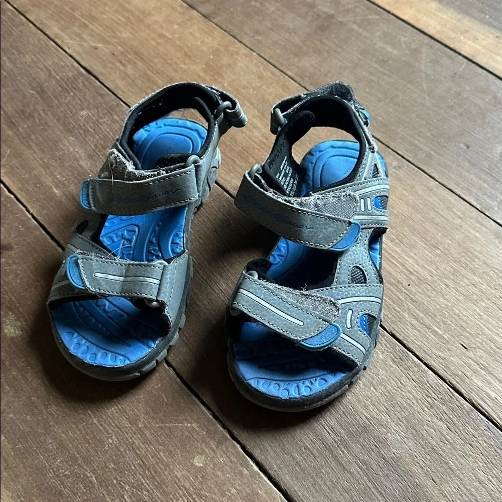Eddie Bauer Boys sandals size 13